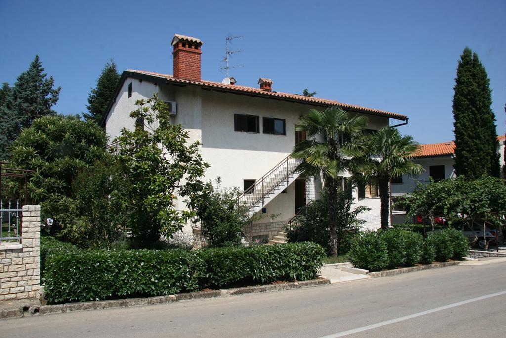 포레치 Pineta House Vidos 아파트 외부 사진