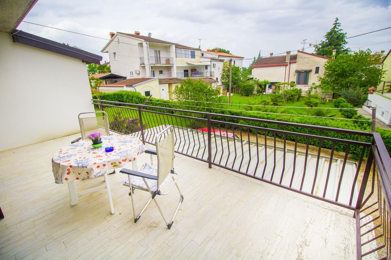 포레치 Pineta House Vidos 아파트 외부 사진
