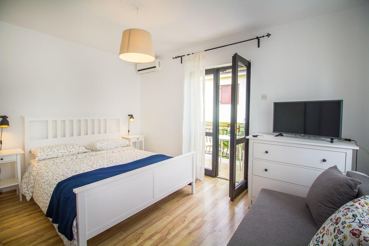 포레치 Pineta House Vidos 아파트 외부 사진